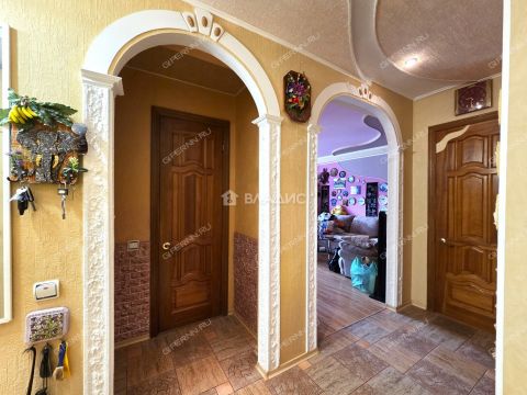 3-komnatnaya-ul-yablonevaya-d-14a фото