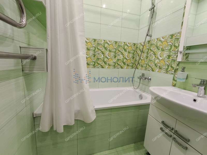 двухкомнатная квартира на бульваре 60-летия Октября дом 25 к2