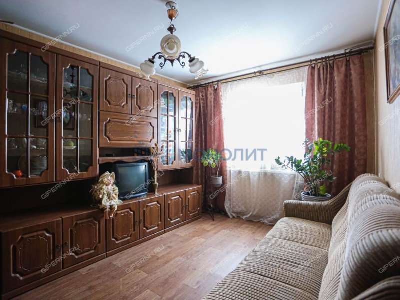 четырёхкомнатная квартира на Комсомольской площади дом 2 к1