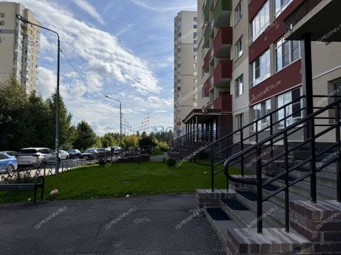 1-komnatnaya-ul-akademika-saharova-d-117-k1 фото