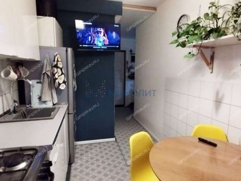 трёхкомнатная квартира на улице Сергея Есенина дом 16