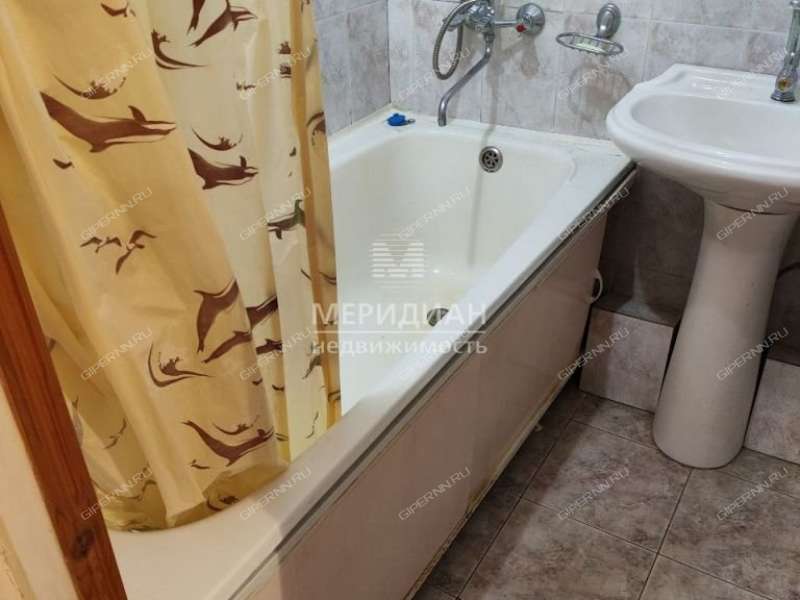 трёхкомнатная квартира на улице Чаадаева дом 38