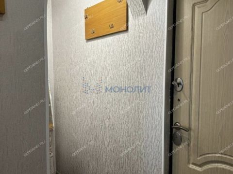 1-komnatnaya-ul-verhnepecherskaya-d-7 фото