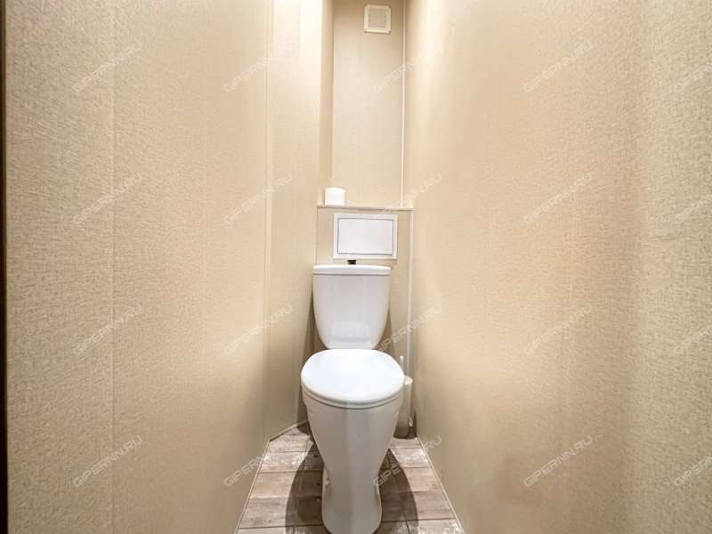 трёхкомнатная квартира на улице Юлиуса Фучика дом 39