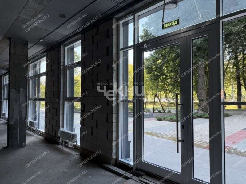 помещение под торговую площадь на проспекте Гагарина