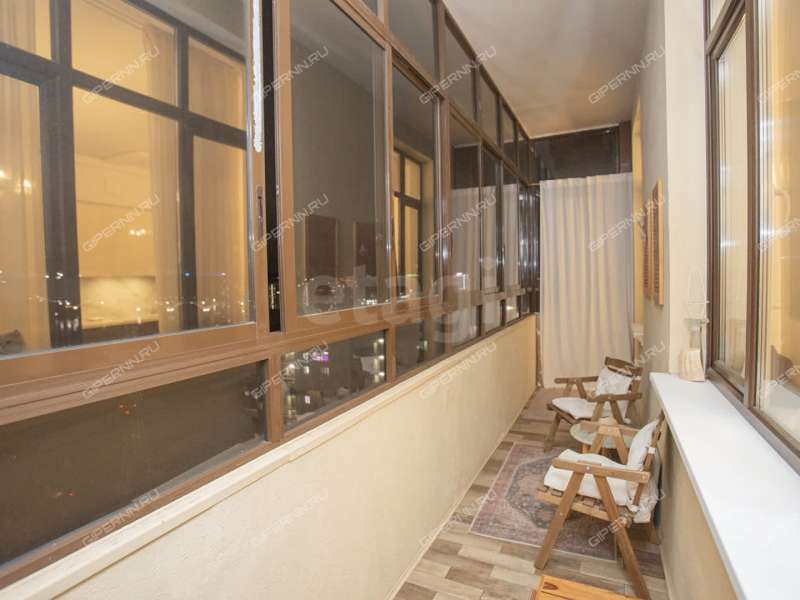 трёхкомнатная квартира на улице Июльских Дней дом 1 к2