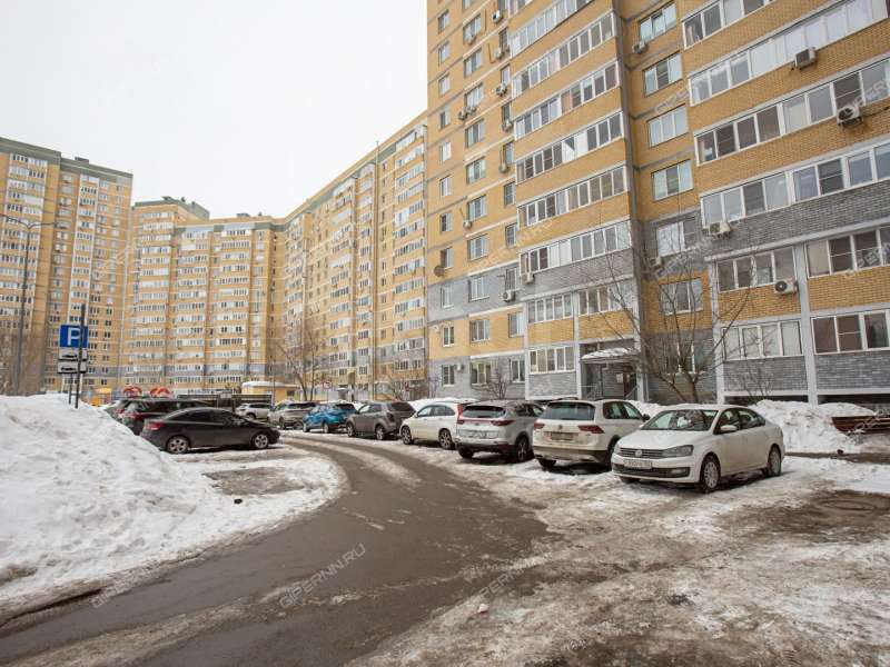 однокомнатная квартира на Нижне-Волжской набережной дом 8