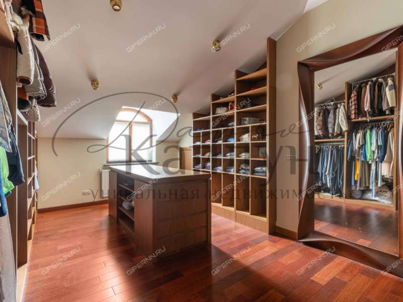 пятикомнатная квартира на улице Семашко дом 12