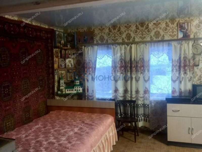 дом на улице Коммунистическая село Бритово