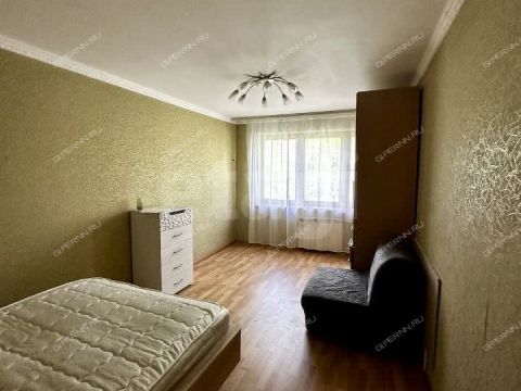 2-komnatnaya-ul-geroya-bykova-d-1 фото