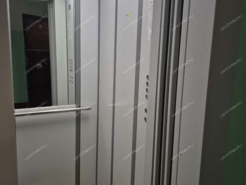 двухкомнатная квартира на улице Строкина дом 5