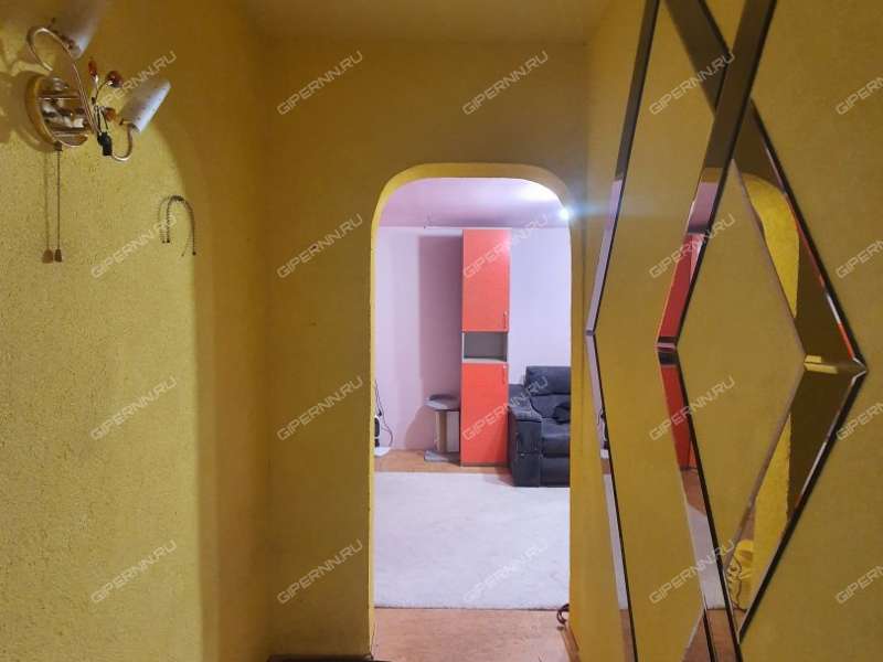 двухкомнатная квартира на улице Максима Горького дом 184