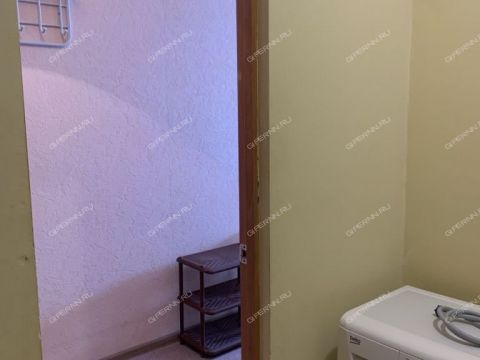 kvartira-studiya-b-r-yuzhnyy-d-14 фото