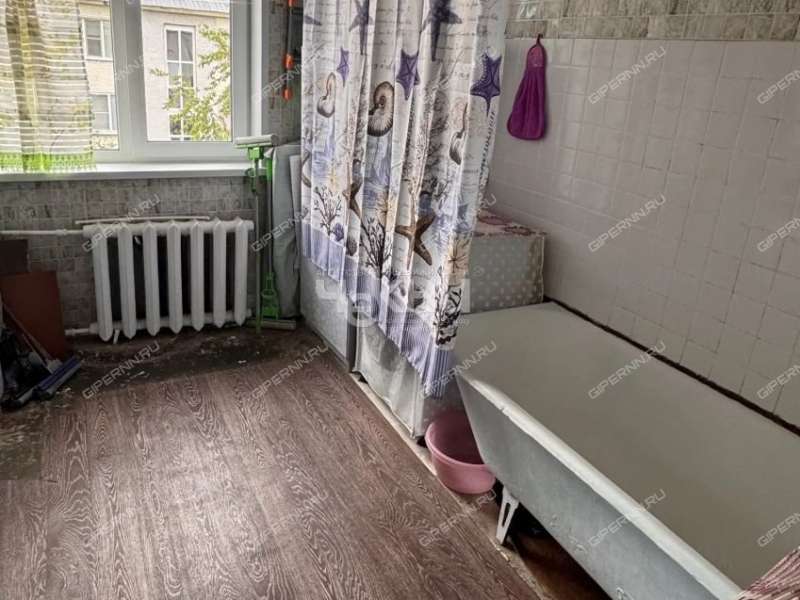 комната в доме 13 на проспекте Кирова