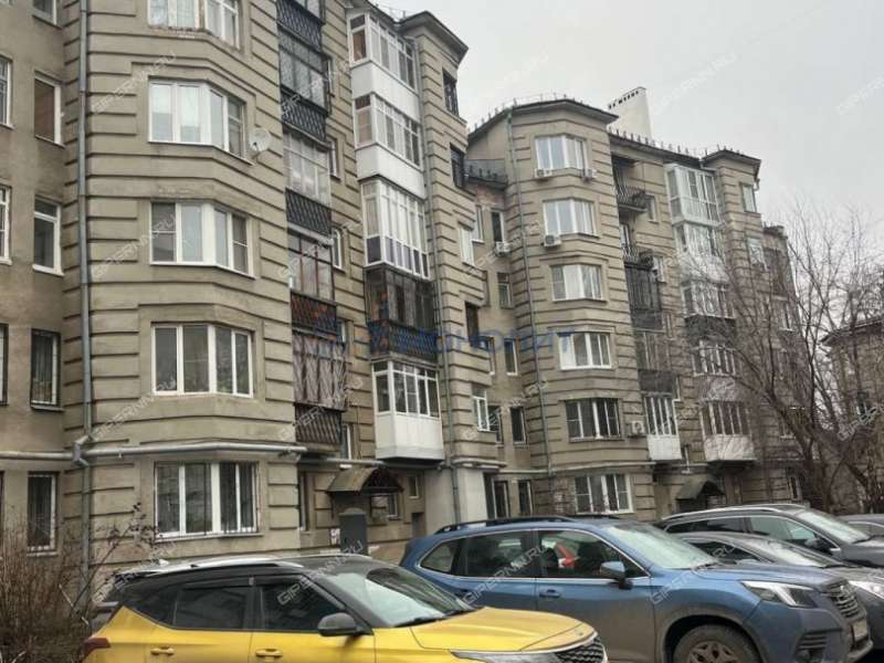 трёхкомнатная квартира на улице Звездинка дом 26а