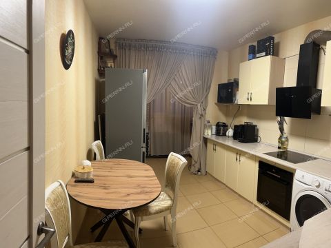 1-komnatnaya-ul-40-let-pobedy-d-4 фото