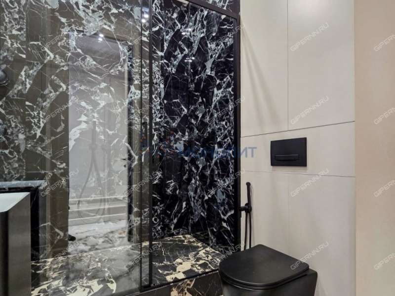 трёхкомнатная квартира на Большей Печёрской улице дом 89