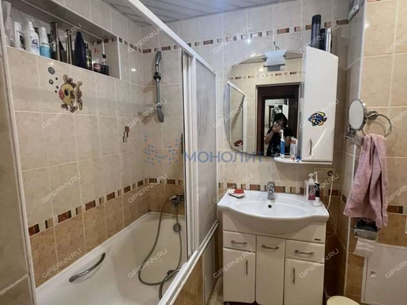 трёхкомнатная квартира на Кузнечихинской улице дом 37