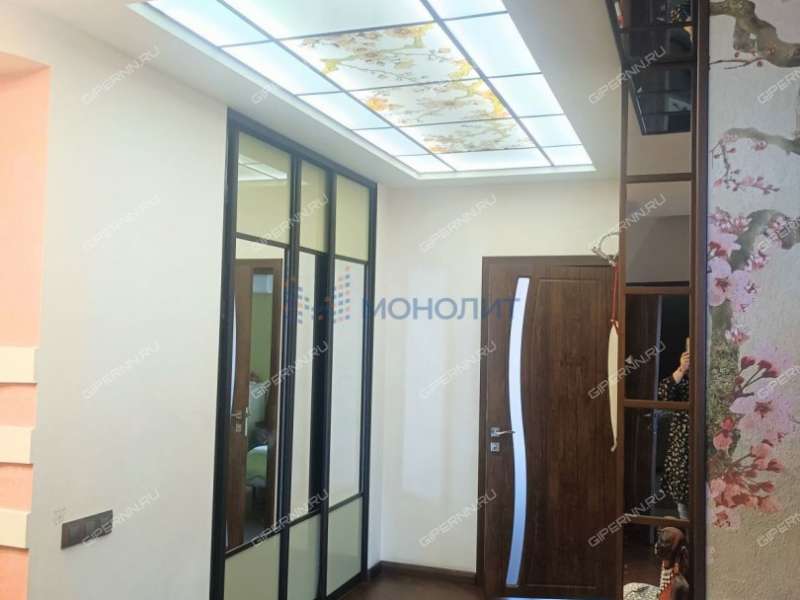 трёхкомнатная квартира на бульваре Академика Королёва дом 8