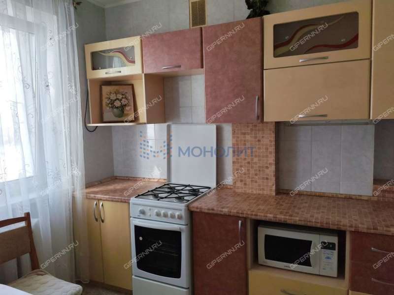 трёхкомнатная квартира на улице Маршала Голованова дом 35