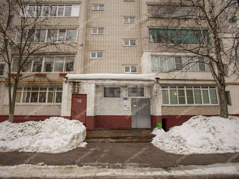 двухкомнатная квартира на Мончегорской улице дом 17а к3