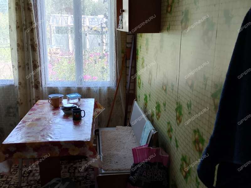 дом на  Первомайский