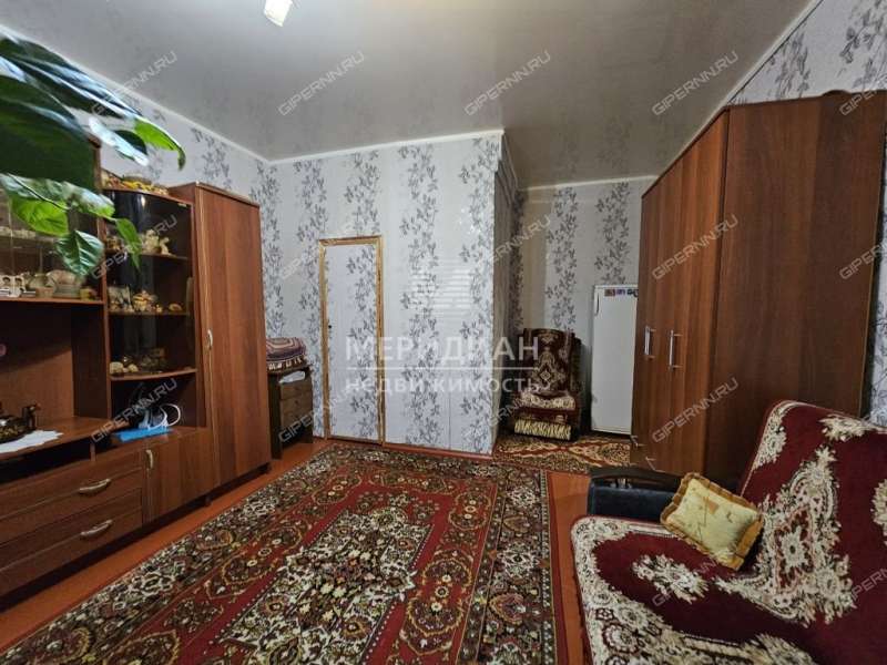 трёхкомнатная квартира на Октябрьская дом 11 посёлок Октябрьский