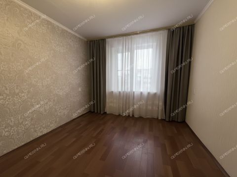 3-komnatnaya-ul-tropinina-d-6 фото