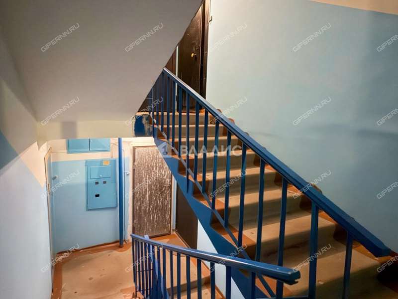 трёхкомнатная квартира на Молодёжном проспекте дом 76