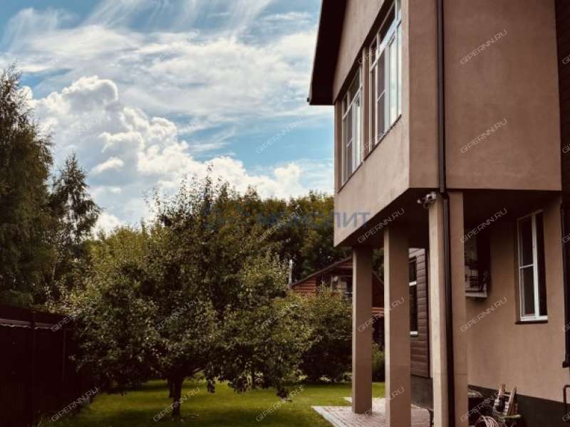 дом на Новой улице село Большая Ельня