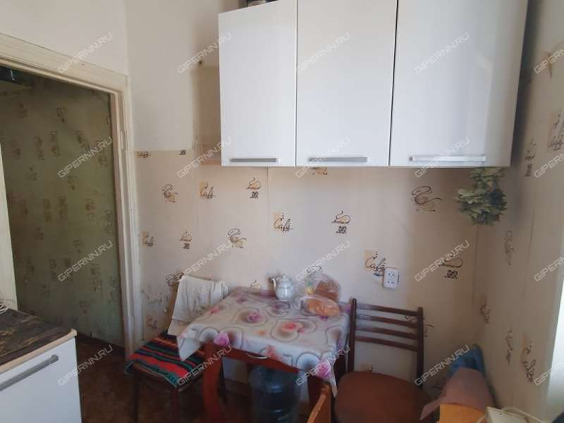 трёхкомнатная квартира на Театральной улице дом 10 город Кстово