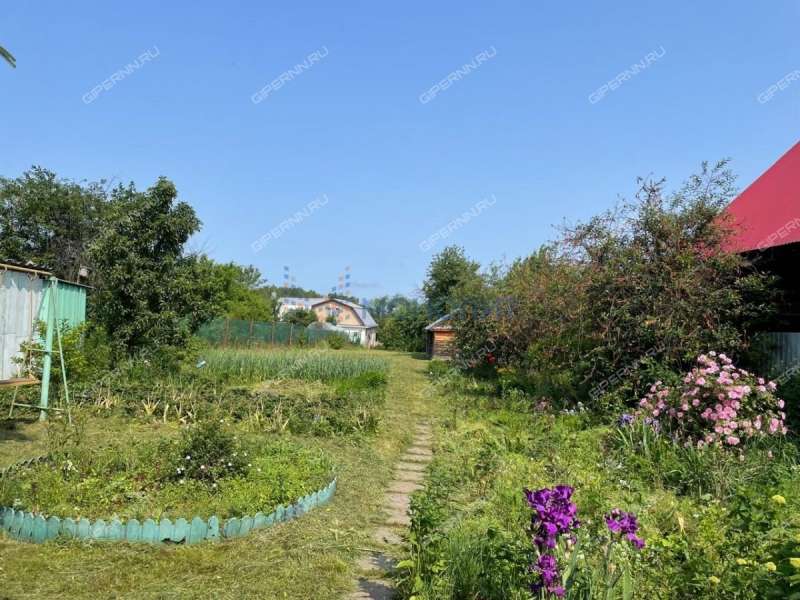 дом на улице Свободы село Работки