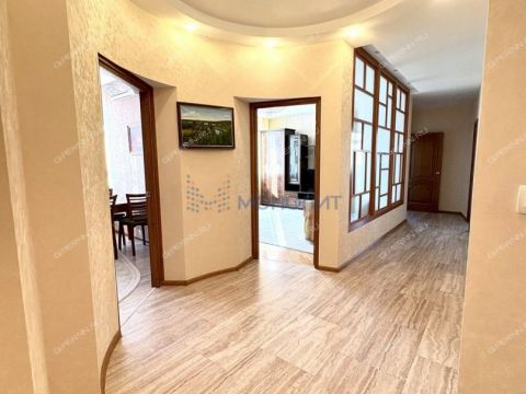 3-komnatnaya-ul-maslyakova-d-12a фото