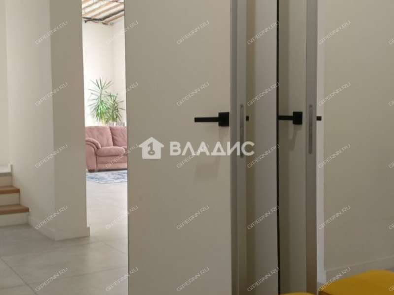 дом на Большей Окружной улице