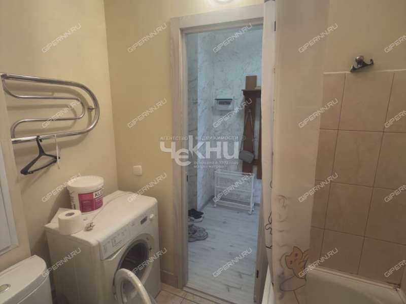 однокомнатная квартира на улице Движенцев дом 34