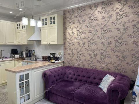 2-komnatnaya-b-r-yuzhnyy-d-19 фото