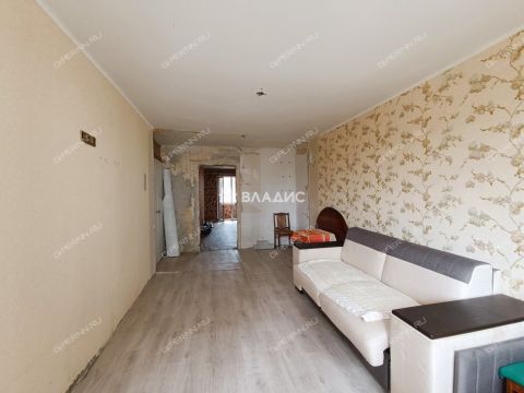 3-komnatnaya-ul-pyatigorskaya-d-12 фото