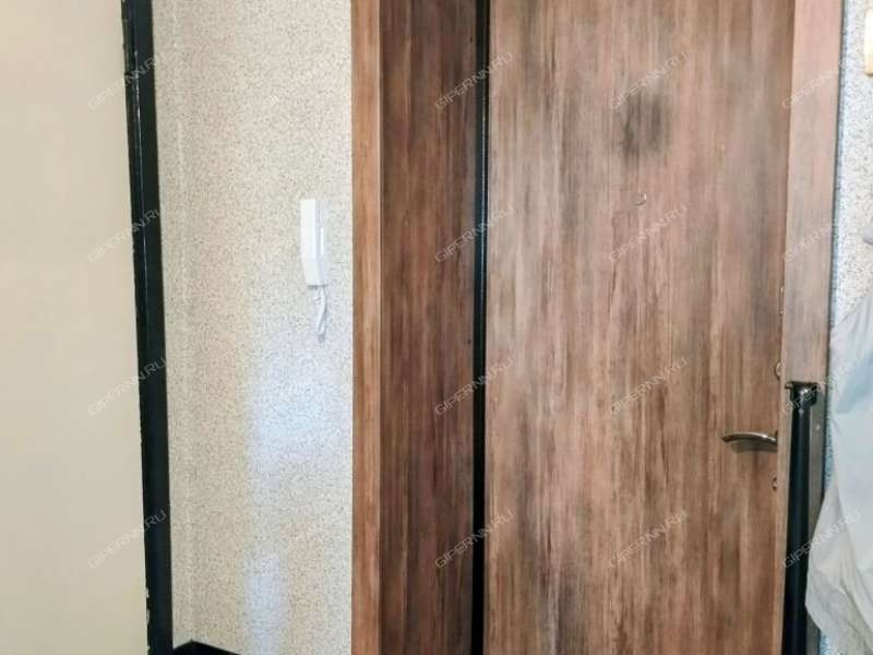 однокомнатная квартира на улице Робеспьера дом 3