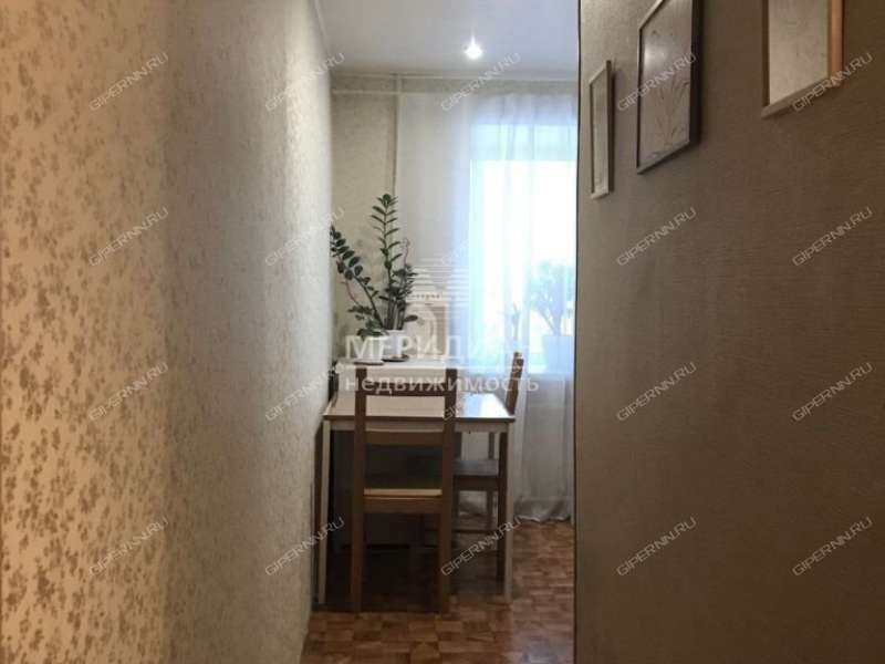 двухкомнатная квартира на Светлоярской улице дом 11