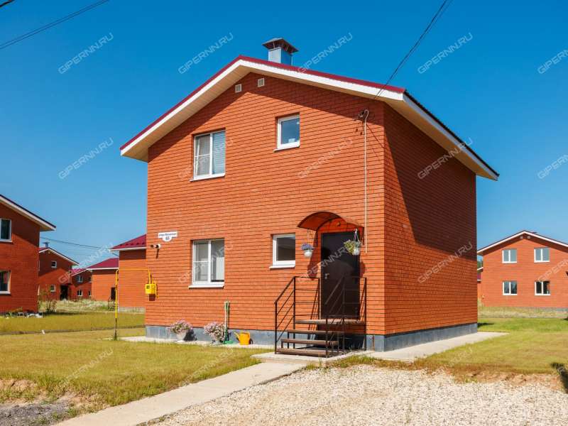 дом на Вербная деревня Крутая