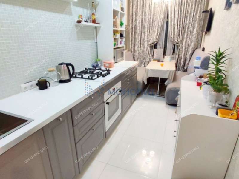 трёхкомнатная квартира на проспекте Гагарина дом 36