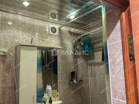 2-komnatnaya-derevnya-kuzhutki-dalnekonstantinovskiy-rayon фото