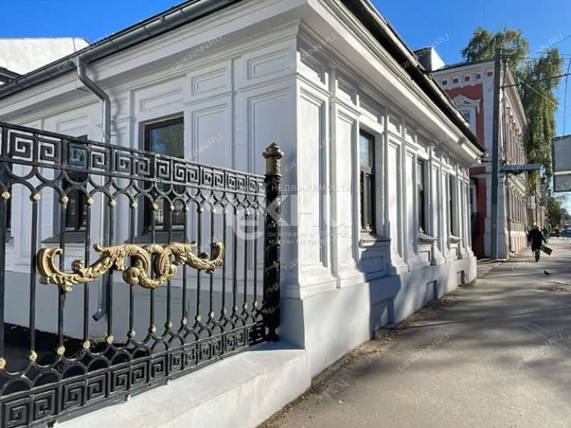 здание под торговую площадь на Ильинской улице