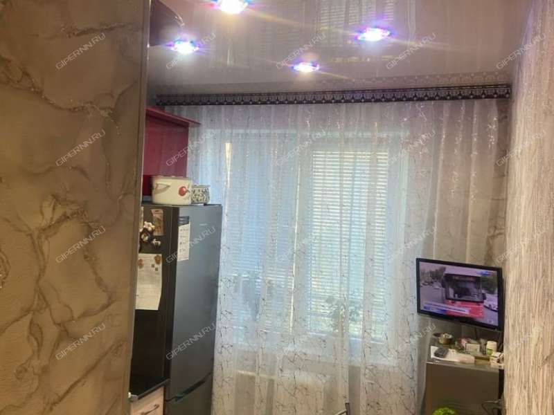 двухкомнатная квартира в 6-м микрорайоне дом 7