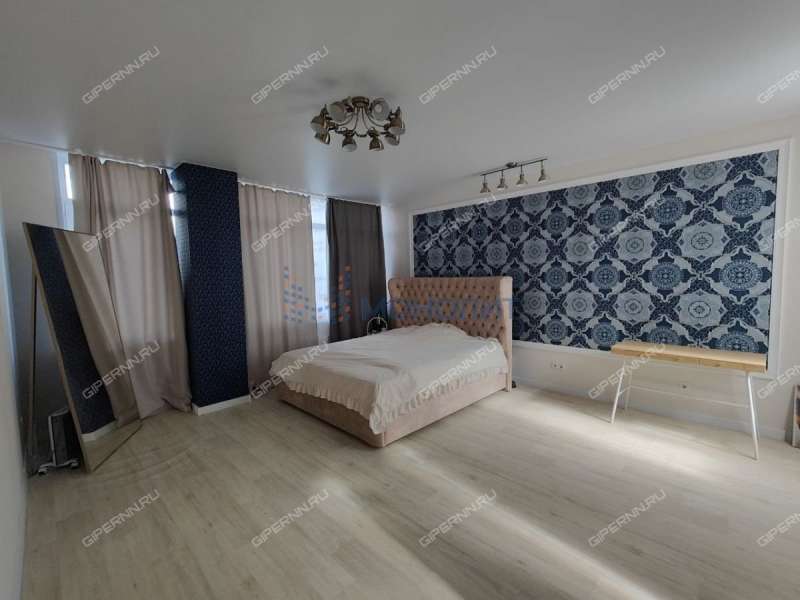 трёхкомнатная квартира на Лысогорской улице дом 89 к2