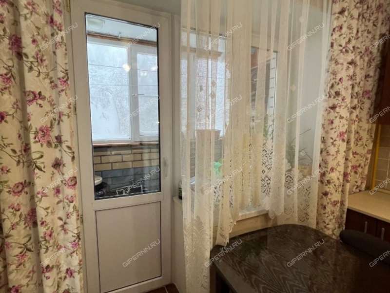 двухкомнатная квартира на Учительской улице дом 12