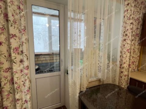 2-komnatnaya-ul-uchitelskaya-d-12 фото