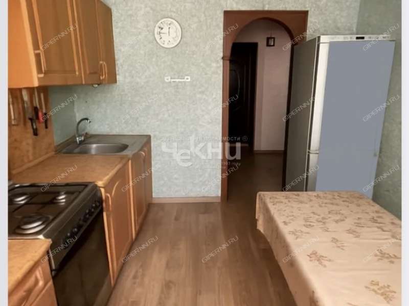 трёхкомнатная квартира на улице Минеева дом 31