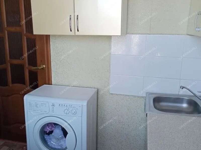 двухкомнатная квартира на Индустриальной улице дом 2 город Урень