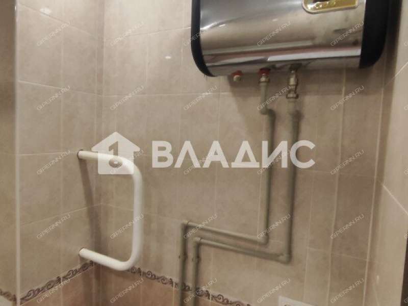 однокомнатная квартира на бульваре 60-летия Октября дом 23 к4